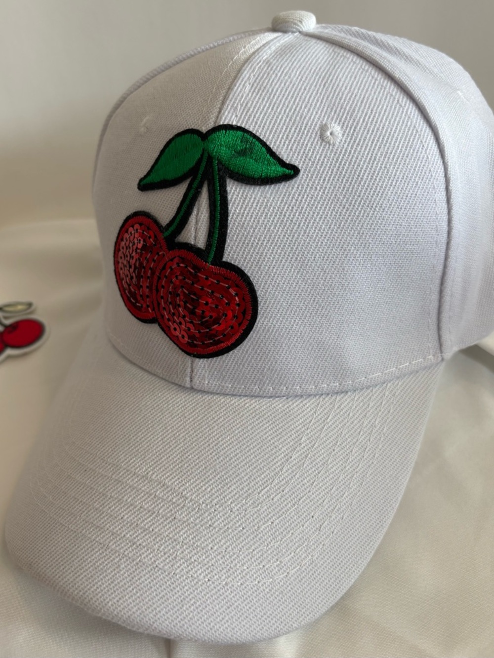 WHITE NEW 🍒 WOMENS Sequin Cherry Adjustable Baseball Hat Boutique Style